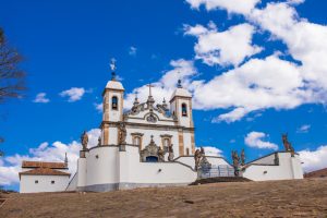 congonhas Credito editorial Luis War Shutterstock.com shutterstock 1776916235 congonhas Credito editorial Luis War Shutterstock.com shutterstock 1776916235